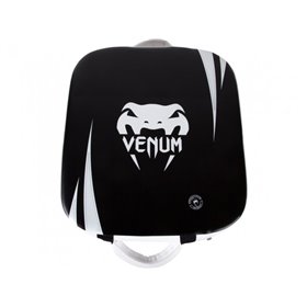 Маківара VENUM Absolute Square Kick Shield один розмір чорний/білий (4382)