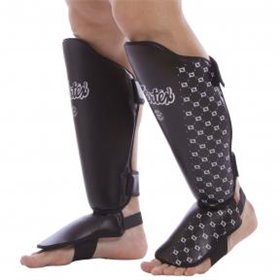 Захист гомілки й стопи для єдиноборств FAIRTEX SP5 XL чорний